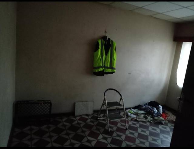 4 BEDROOM HOUSE FOR SALE IN GERMISTON CENTRAL